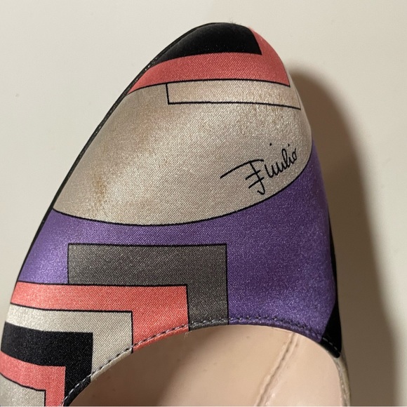 Emilio Pucci Psychedelic Pattern Pumps - Picture 10 of 14